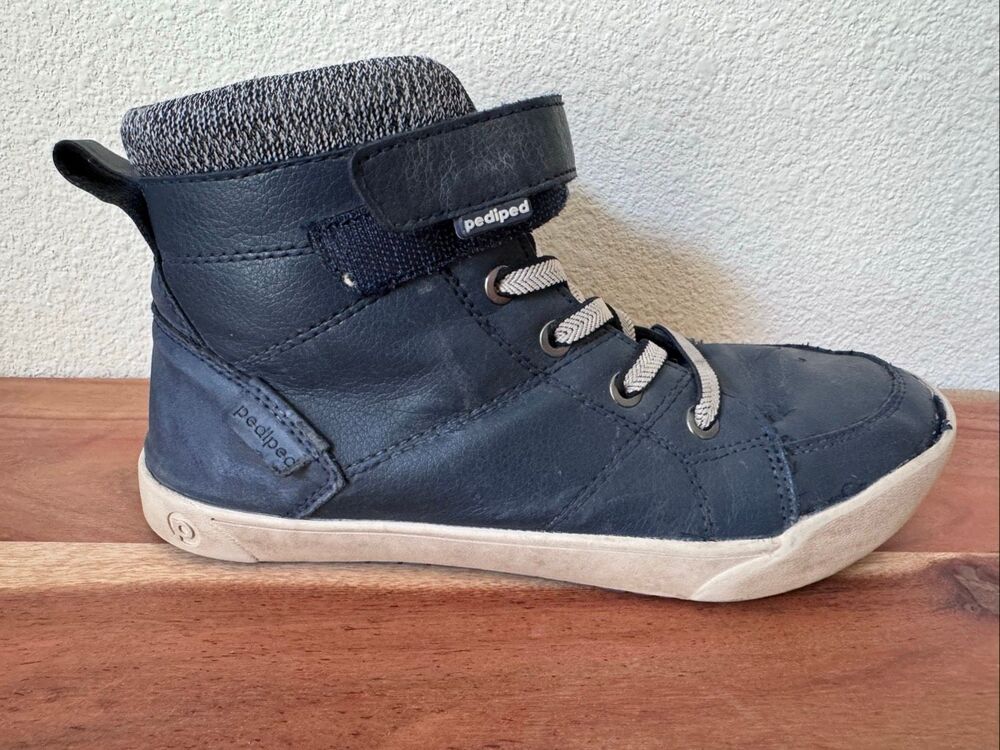 Pediped size 4 navy blue high tops